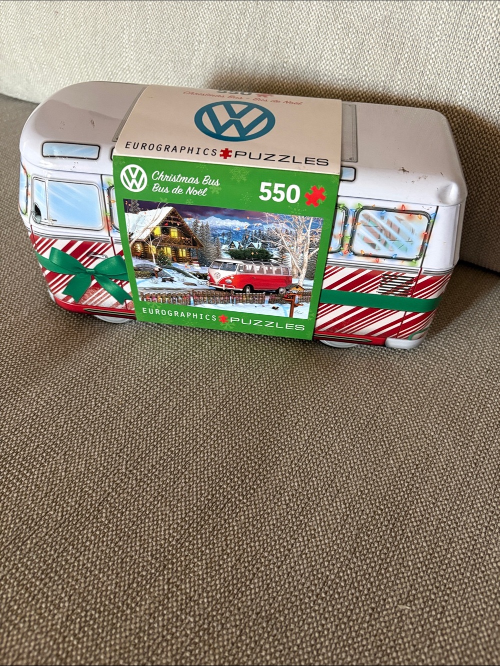 EuroGraphics Christmas Bus 550-Piece Puzzle Tin - Red & White